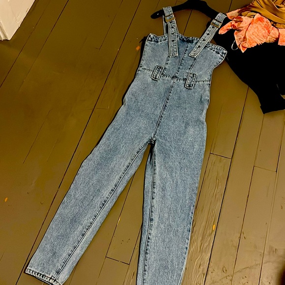 Lioness xs NEW deni jumpsuit no belt - Picture 2 of 6
